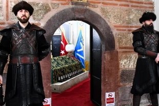 Ertuğrul Gazi Türbesi geçen yıl yaklaşık 3 milyon ziyaretçiyi ağırladı