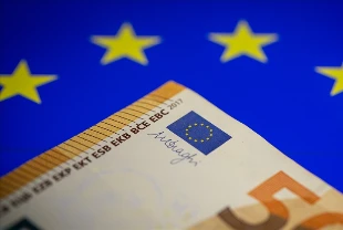 Euro Bölgesi'nde bileşik PMI geriledi