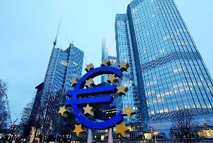 Euro Bölgesi’nde imalat sanayi büyüme verisi eşiği geçti