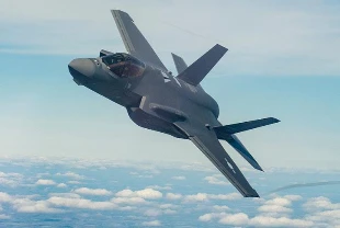 F-35 altıncı nesil teknolojiyle buluşuyor