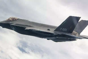 F-35’te hidrolik krizi: 50 dakikalık görüşme uçağı kurtaramadı