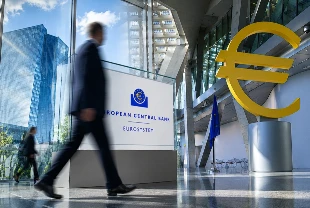 Faiz artışı sinyalleri tartışılıyor: ECB üyesi Stournaras’tan temkinli mesaj