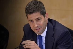 Fed başkan adayı Kevin Warsh’ın mali beyanı 100 milyon doları aştı