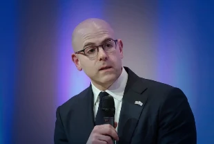 Fed Guvernörü Miran'dan faiz indirimi mesajı: Güçlü istihdam engel değil