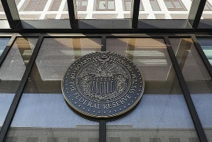 Fed’de faiz tartışması: Miran 150 baz puan çağrısını geri çekti