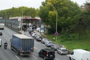 Fransa'da akaryakıt alarmı! Kesinti yapılan istasyon sayısı 640'ı aştı