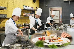 Gastronomide geleceğin şefleri sahneye çıktı