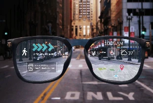 Google akıllı gözlüğünü tanıttı