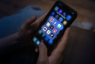 Google ve Meta'ya büyük suçlamalar: Gizli dinleme ve mahremiyet ihlalleri gündemde