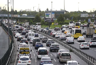 Haftanın üçüncü gününde trafik yoğunluğu yüzde 67 seviyesinde