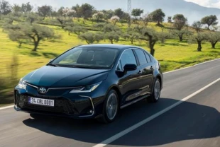 Hibrit rüzgarı üretimi taşıyor! Toyota ekimde 5’inci ay üst üste artırdı