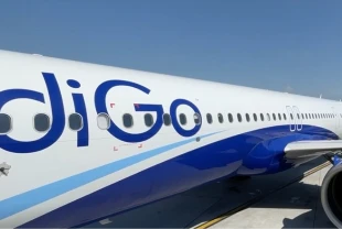 Hindistan’dan IndiGo’ya uçuş aksamaları cezası: Yaklaşık 2,4 milyon dolar yaptırım