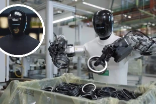 Humanoid’den robot filolarını yönetecek tek dijital beyin: KinetIQ