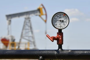 Hürmüz Boğazı etkisi büyüyor: Orta Doğu’da petrol üretimi sert düştü