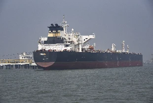 Hürmüz Boğazı’nı geçen petrol tankeri Mumbai’ye ulaştı