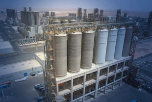 İnsansız hava aracı saldırısı: BAE'nin en büyük rafinerisi üretimi durdurdu