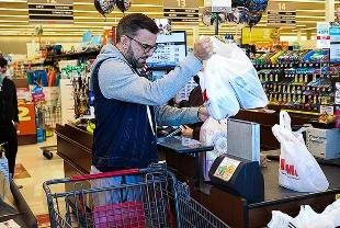 İran gerilimi beklentileri etkiledi: ABD’de ekonomik güven azaldı