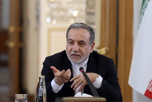 İran ve Fransa dışişleri bakanları Orta Doğu’daki savaşı görüştü