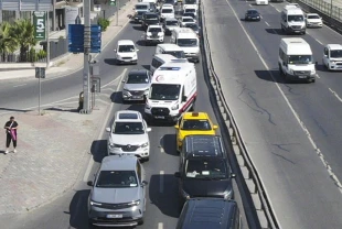 İstanbul trafiğinde yeni dönem: Ambulanslar için araç radyolarına anons yapılacak