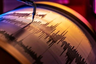 İzmir'de deprem mi oldu? Az önce deprem mi oldu? AFAD açıkladı: 6.1 büyüklüğünde