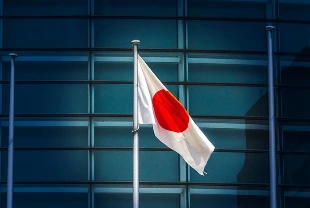 Japonya ekonomisi altı çeyrek sonra ilk kez daraldı