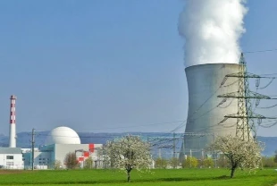 Japonya’da dünyanın en büyük nükleer santralinde başlatılan faaliyet bir gün sonra durduruldu