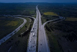 Karayollarında 2026 rotası belli oldu: Hedef 30 bin 420 km bölünmüş yol