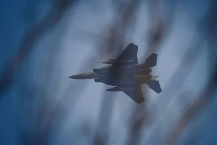 Kayıp personeller aranıyor: İran'da ABD'ye ait uçakların düşürülmesiyle savaşta yeni eşik