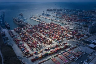 Komşularla ticaret artıyor: 11 ayda 25,3 milyar dolarlık ihracat