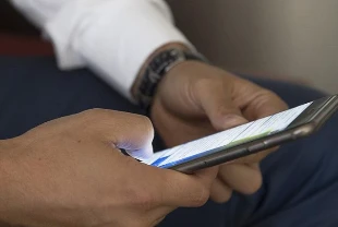 Küresel akıllı telefon sevkiyatları 2025'te yüzde 2 arttı! Zirve değişmedi