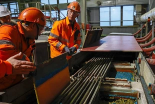 Küresel emtia piyasalarında bakır fiyatları bir haftanın zirvesini gördü