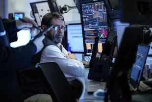 Küresel piyasalarda İran gerilimi: Petrol yükseldi, risk iştahı zayıfladı