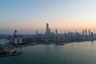 Kuveyt Uluslararası Havalimanı'na İHA saldırısı: Radar sistemleri büyük zarar gördü