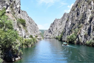 Kuzey Makedonya'nın grinin yeşille dans ettiği doğa harikası: Matka Kanyonu