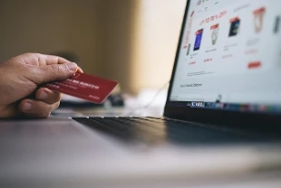 KVKK'den 'kasım ve cuma' indirimleri öncesi uyarı: Sahte web sitelerine dikkat!