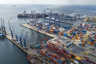 Limanlarda nisan rekoru: 48,2 milyon ton yük elleçlendi