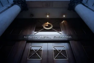 LME'den düzenleme: Büyük pozisyonlara sınırlamalar kalıcı hale getirildi