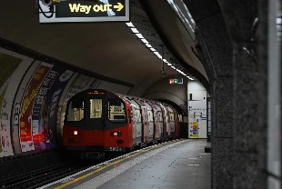 Londra'ya gidecekler dikkat! Metro grevi 2 gün sürecek