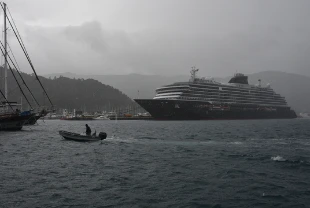 Marmaris'te kruvaziyer hareketliliği: 590 yolcu geldi