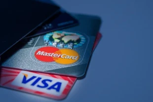 Mastercard ve Visa'ya rekabeti ihlal soruşturması
