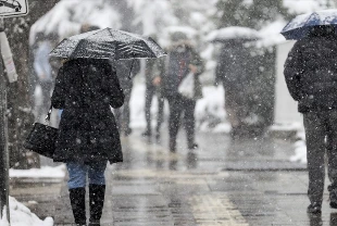 METEOROLOJİDEN UYARILAR GELDİ| Fırtına, kar, yağmur geliyor! İstanbul hava durumu