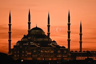 Mukaddes üç aylar bu yıl ikinci kez başlayacak: 2026 Ramazan ayı ne zaman?