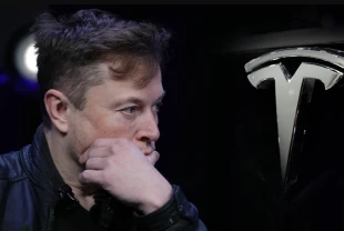 Musk süper bilgisayar projesi Dojo2'yi  sonlandırdı!