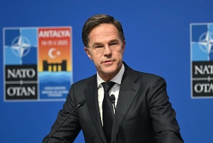 NATO'nun yeni gündemi Arktik Bölgesi'nin güvenliği