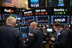 New York borsası güne yatay başladı: Tarifeler yürürlükte, piyasalar temkinli