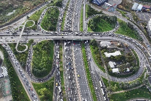 Okulların ilk günü trafik durumu nasıl?