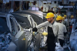 Orta Doğu'daki savaş 1,3 milyon işi riske soktu: Avrupa Komisyonu uyardı