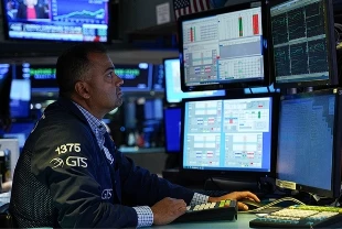 Petrol fiyatları yükseldi, piyasalar temkinli: ABD enflasyon verisi bekleniyor