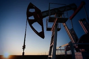 Petrolde dikkat çeken hareket: WTI 4 yıl sonra Brent'i geride bıraktı