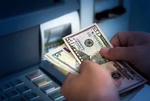 Piyasada sahte dolar paniği! 1 milyon TL’lik dövizi bozdururken yakalandı: Sahte dolar nasıl anlaşılır?